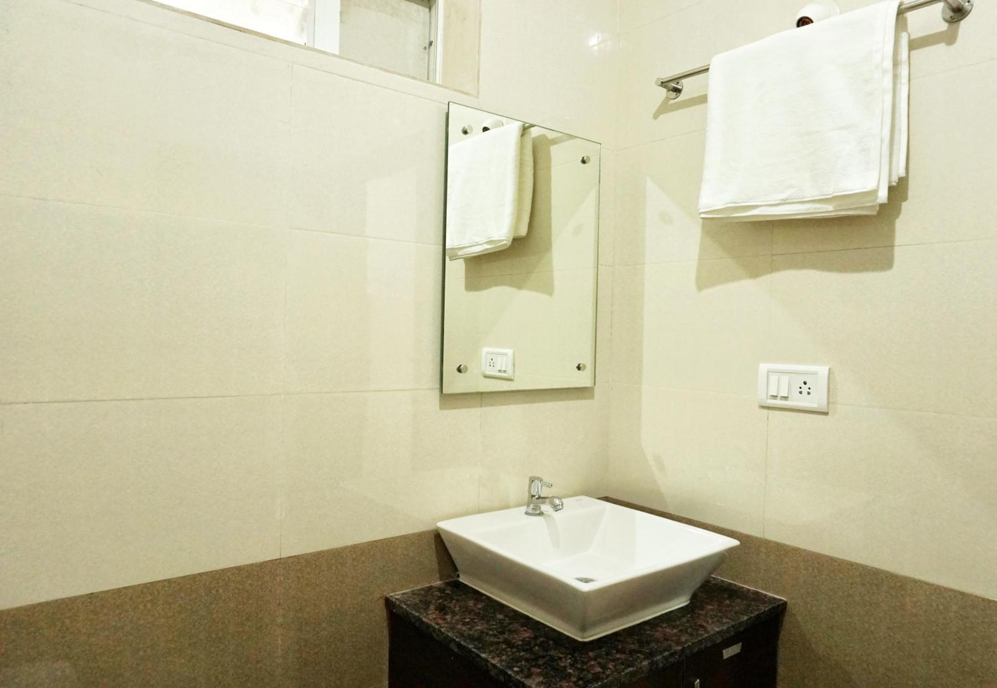 Hotel Gateway Suites Bangalore Airport Yelahanka Eksteriør billede